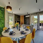 In With Pool Near Brijuni Park Villa